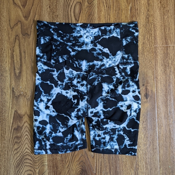 OLD NAVY Extra High-Waisted PowerSoft Hidden Pocket Bike Shorts M - Picture 4 of 7